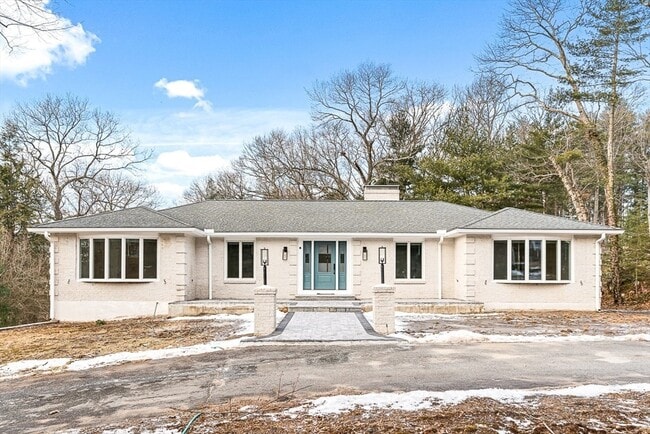 23 Olde Village Dr in Winchester, MA - Building Photo - Building Photo