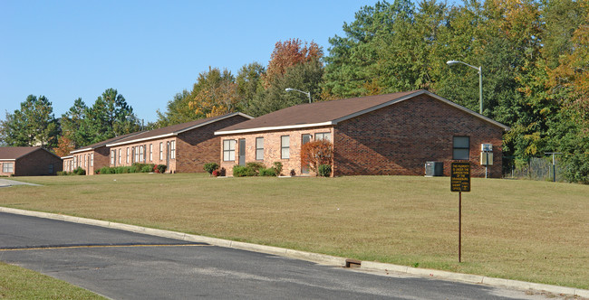 Marshall Apartments in Orangeburg, SC - Foto de edificio - Building Photo