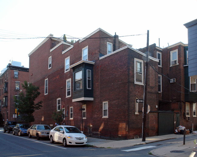 1836 Pine St in Philadelphia, PA - Building Photo - Building Photo