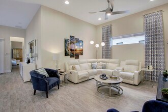 8027 Hobbes Wy in Palm Beach Gardens, FL - Building Photo - Building Photo