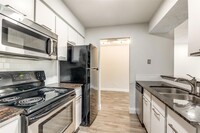 4845 Cedar Springs Rd, Unit 167 in Dallas, TX - Building Photo - Building Photo