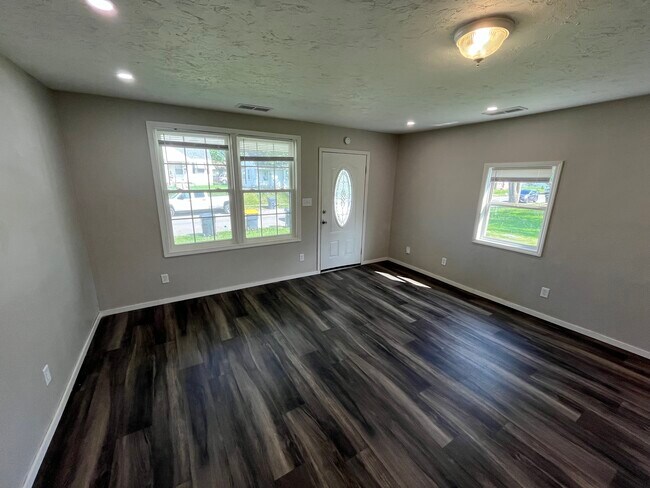 2433 Morton St in Anderson, IN - Building Photo - Building Photo