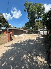 7200 Robinhood Ln in Fort Worth, TX - Building Photo - Building Photo