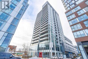 15 Baseball Pl in Toronto, ON - Building Photo