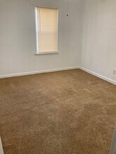 811 Underwood Ave in Toledo, OH - Building Photo - Building Photo