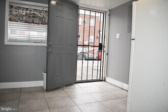 7235 Haverford Ave in Philadelphia, PA - Building Photo - Building Photo