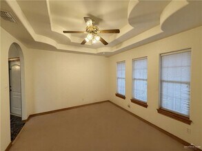 25 Laurel Ave in McAllen, TX - Building Photo - Building Photo