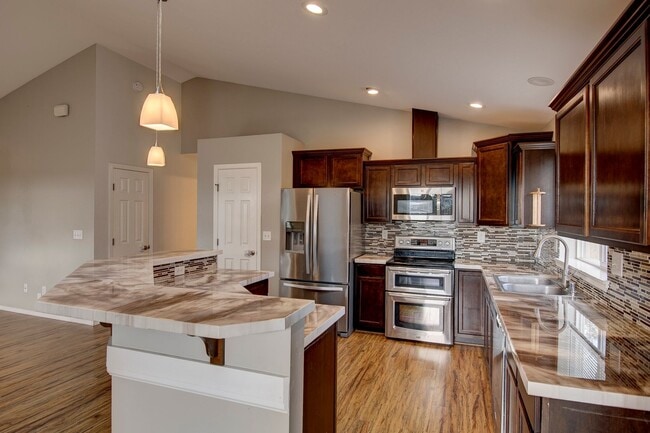 940 Shawn Ave in Oak Harbor, WA - Building Photo - Building Photo