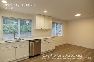 19025 61st Pl NE in Kenmore, WA - Building Photo - Building Photo