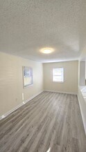 4936 Wrightsville Ave in Wilmington, NC - Building Photo - Building Photo