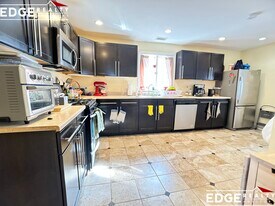 27 Bostonia Ave, Unit 2 in Boston, MA - Building Photo