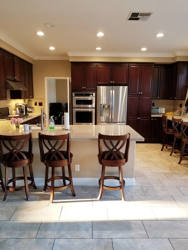 6908 Wildrose Terrace in Carlsbad, CA - Building Photo - Building Photo