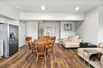 624 E 32nd St in Tacoma, WA - Foto de edificio - Building Photo