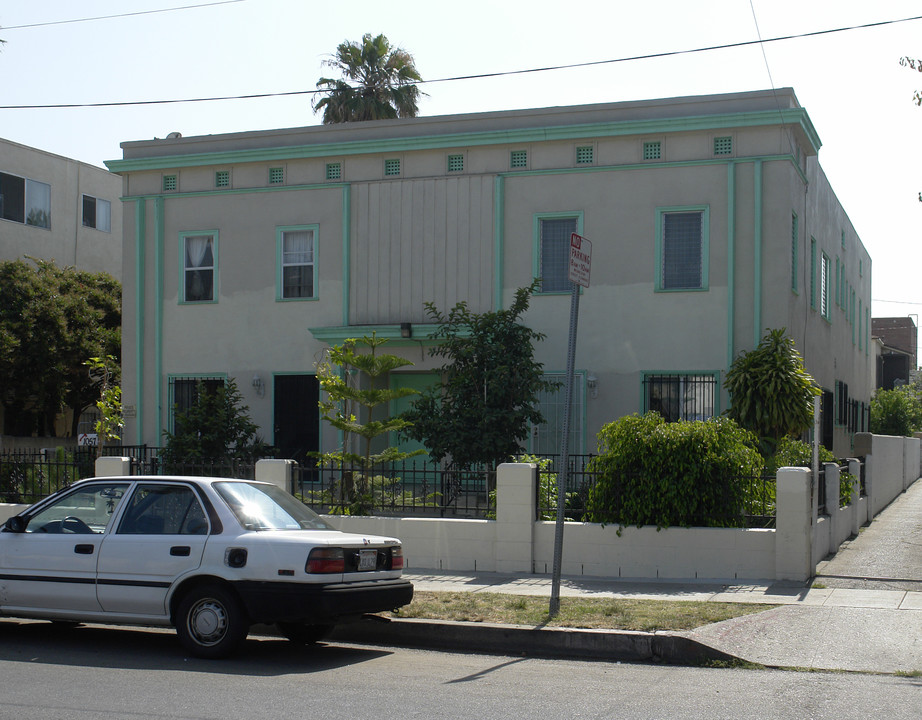 1057 N St Andrews Pl in Los Angeles, CA - Building Photo