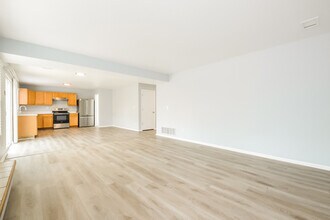 4804 N Lisbon St in Denver, CO - Building Photo - Building Photo