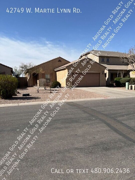42749 W Martie Lynn Rd in Maricopa, AZ - Building Photo