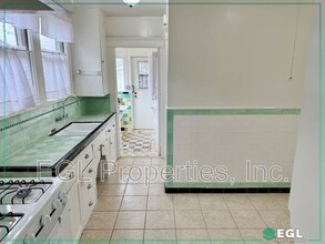 2937 8th Ave in Los Angeles, CA - Building Photo - Building Photo