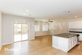 5681 Point Loma Ct in Las Vegas, NV - Building Photo - Building Photo