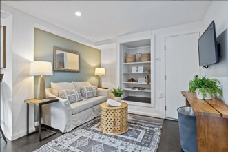 908 55th St in Oakland, CA - Building Photo - Building Photo