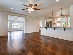 1376 Ala Kula St in Hilo, HI - Building Photo - Building Photo