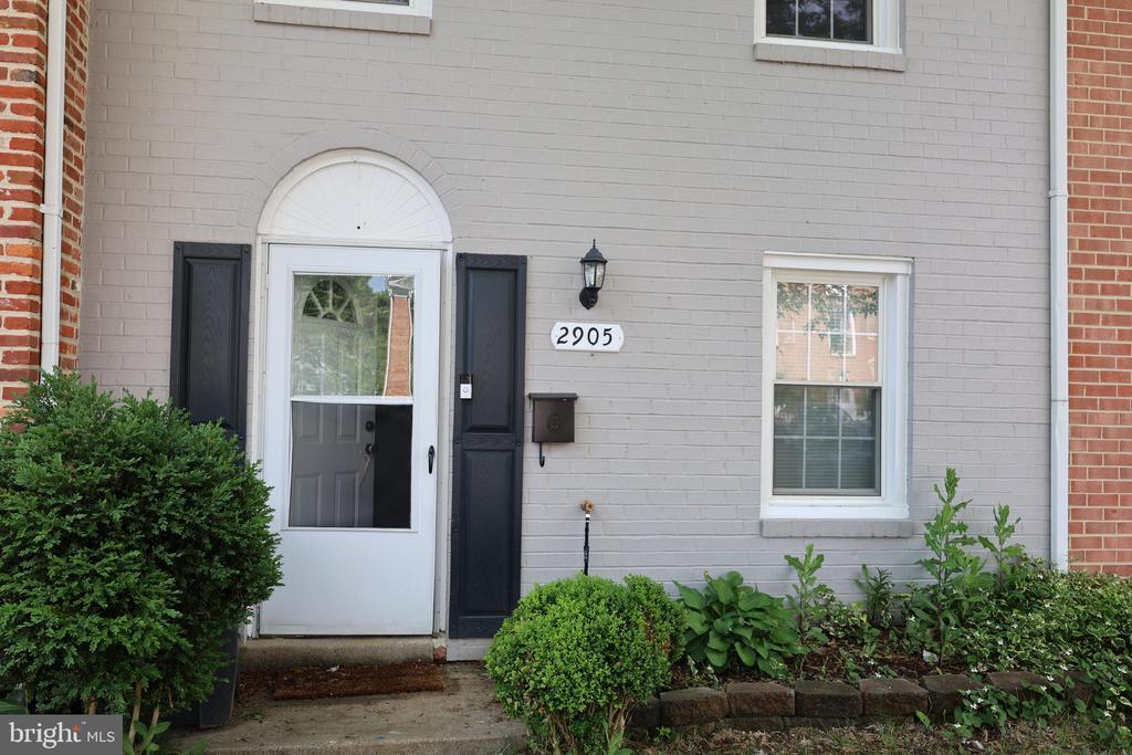 2905 Wren Ct in Woodbridge, VA - Building Photo