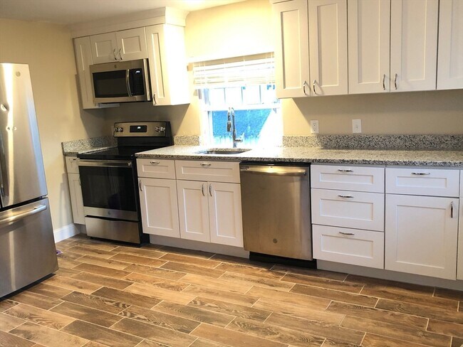67R Elm St in Woburn, MA - Building Photo - Building Photo