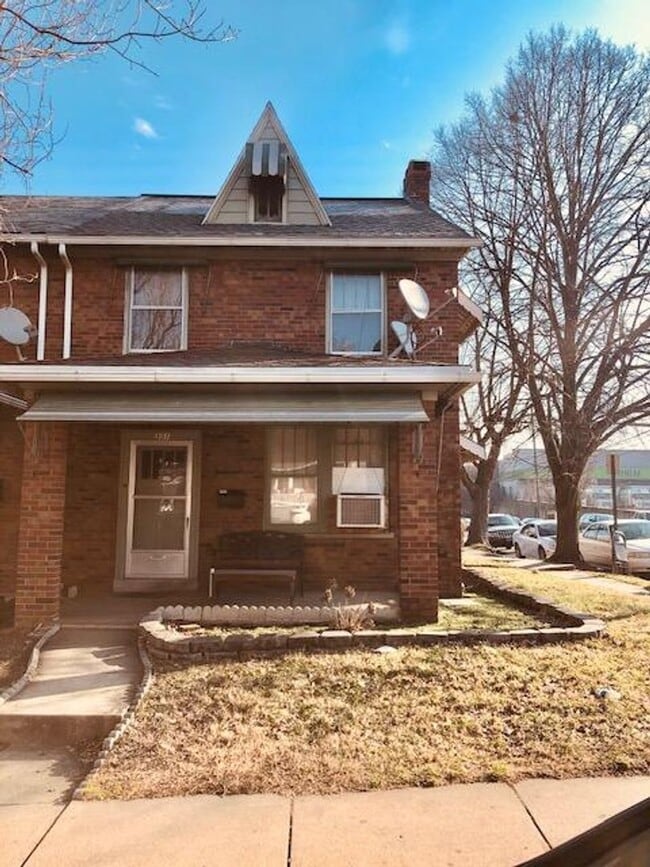 property at 301 N Reservoir St