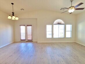 9149 Goose Lake Way, Unit 101 in Las Vegas, NV - Building Photo - Building Photo