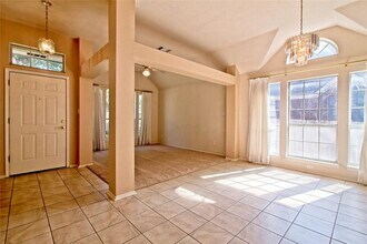 108 Rio Vista Dr in Georgetown, TX - Building Photo - Building Photo