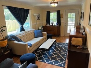 1505 Maple St in Georgetown, TX - Building Photo - Building Photo