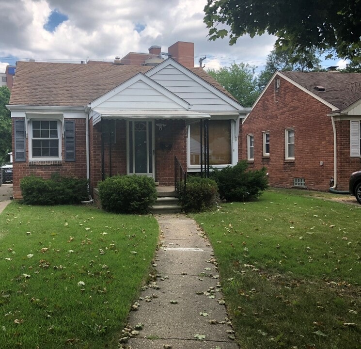 1429 Venice St in Dearborn, MI - Building Photo