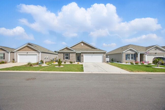 property at 580 Talisman Trl