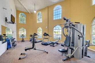 1610 Presidential Way in West Palm Beach, FL - Building Photo - Building Photo