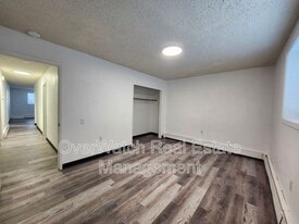 1509 W 45th Ave in Anchorage, AK - Building Photo