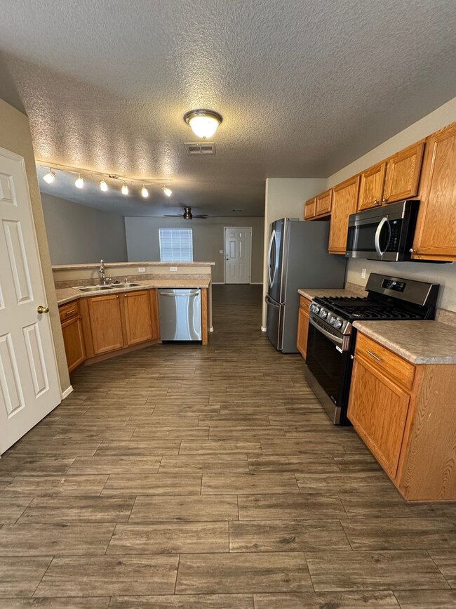 5727 Pecan Ln in Las Cruces, NM - Building Photo - Building Photo