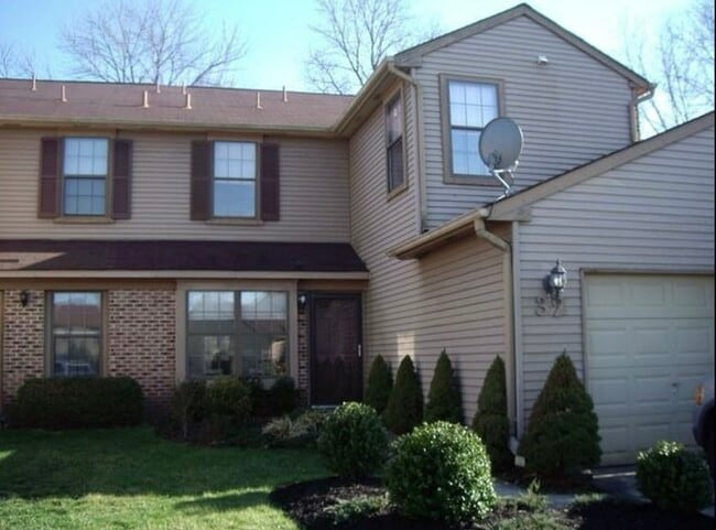 property at 32 E Oleander Dr