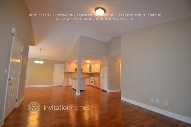 195 Hamilton Dr in Newnan, GA - Building Photo - Building Photo