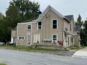 220 N Perry St in Johnstown, NY - Building Photo - Building Photo