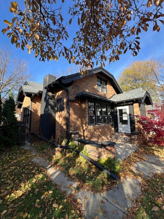 2651 N 46th St in Milwaukee, WI - Building Photo