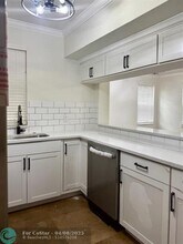 6680 W Sample Rd in Coral Springs, FL - Building Photo - Building Photo