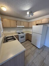 321 Inger Dr in Santa Maria, CA - Building Photo - Building Photo