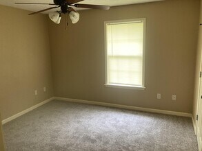 6137 Evelyn St in Lake Charles, LA - Building Photo - Building Photo