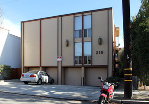 218 Loma Ave Apartamentos