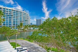 3255 NE 184th St, Unit 12404 in Aventura, FL - Building Photo