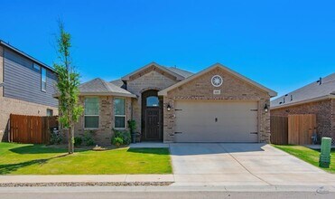 619 Victory Pkwy in Midland, TX - Building Photo - Building Photo