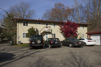 Fenway Pines Apartments in Columbus, OH - Building Photo - Building Photo