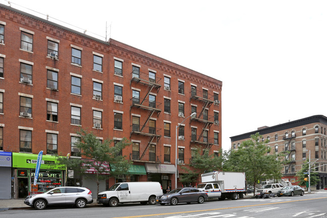 2518-2522 Frederick Douglass Blvd in New York, NY - Building Photo - Building Photo