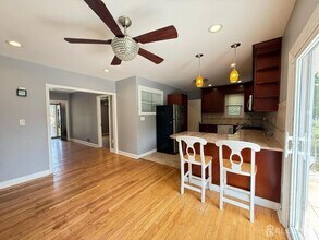 869 Gates Ave, Unit 809 in Piscataway, NJ - Building Photo - Building Photo