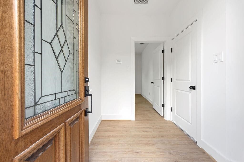 2121 Hoskins Dr in Houston, TX - Building Photo