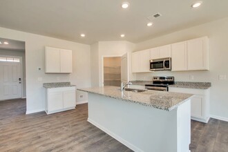 410 Lauren Ln in Chapel Hill, TN - Building Photo - Building Photo